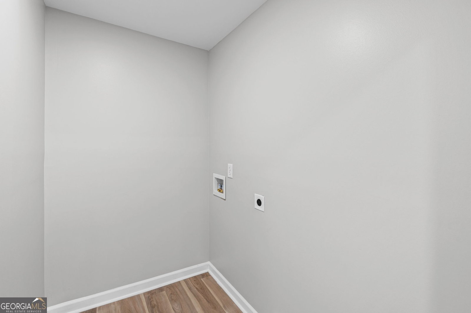 203 Hill Street Auburn - Photo 17