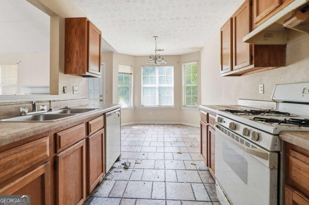5633 Tunbridge Wells Court Lithonia - Photo 9