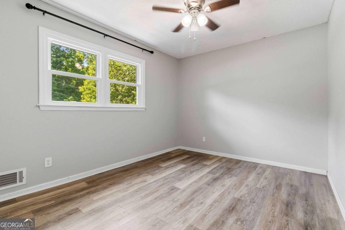 606 Echo Lane Woodstock - Photo 16