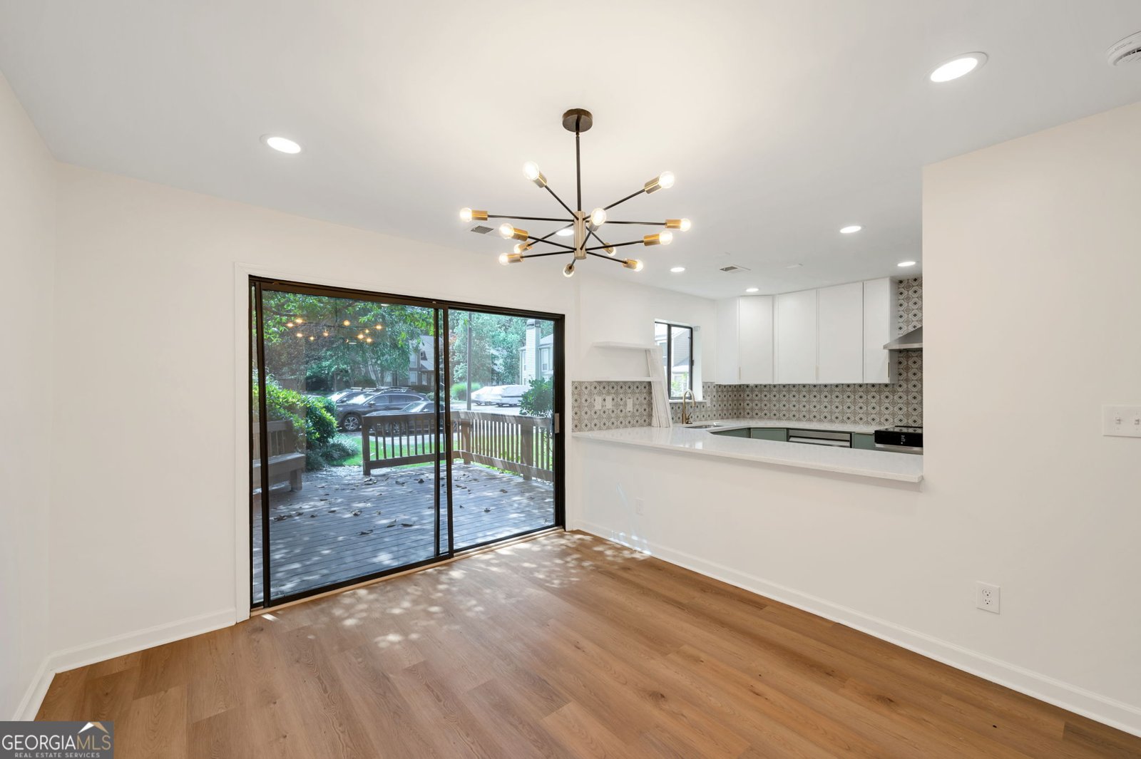 1079 Riverbend Club Drive Atlanta - Photo 8