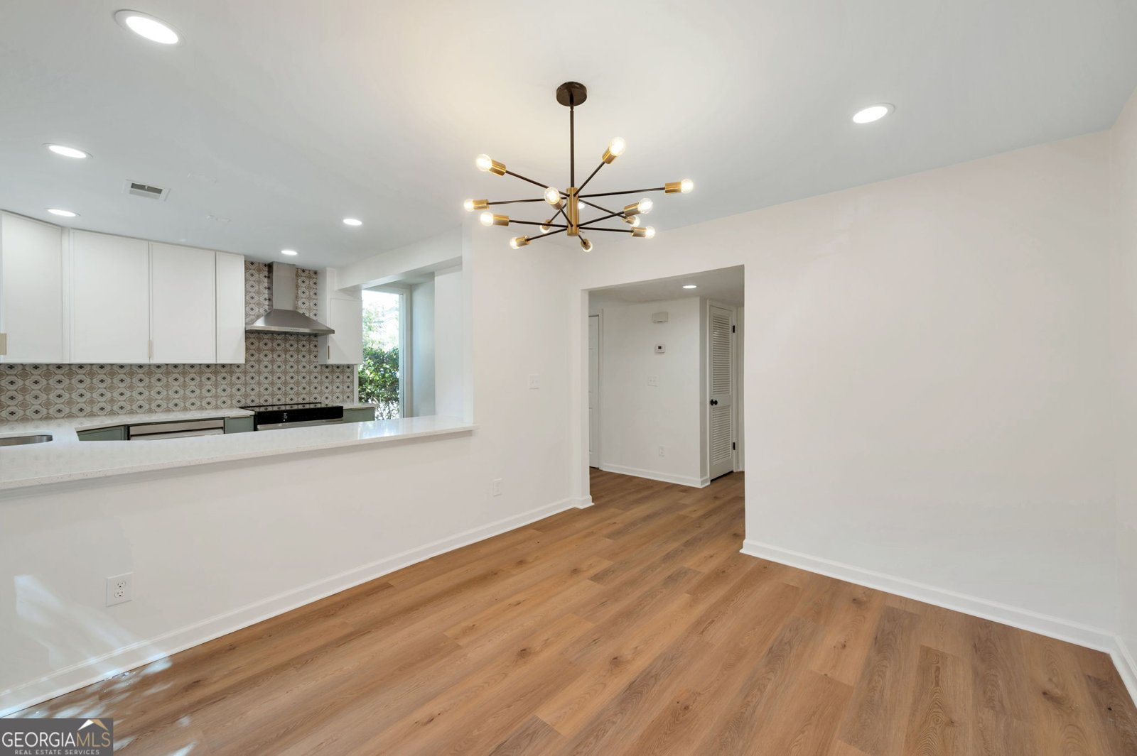 1079 Riverbend Club Drive Atlanta - Photo 9