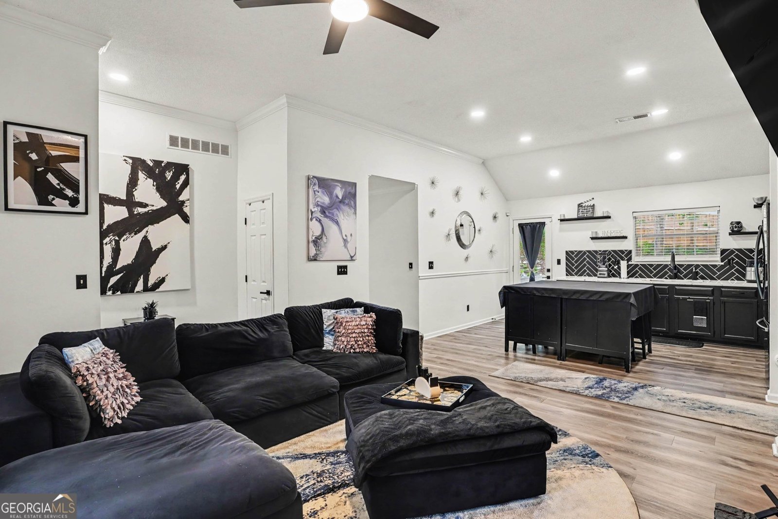 75 Contour Drive Stockbridge - Photo 12