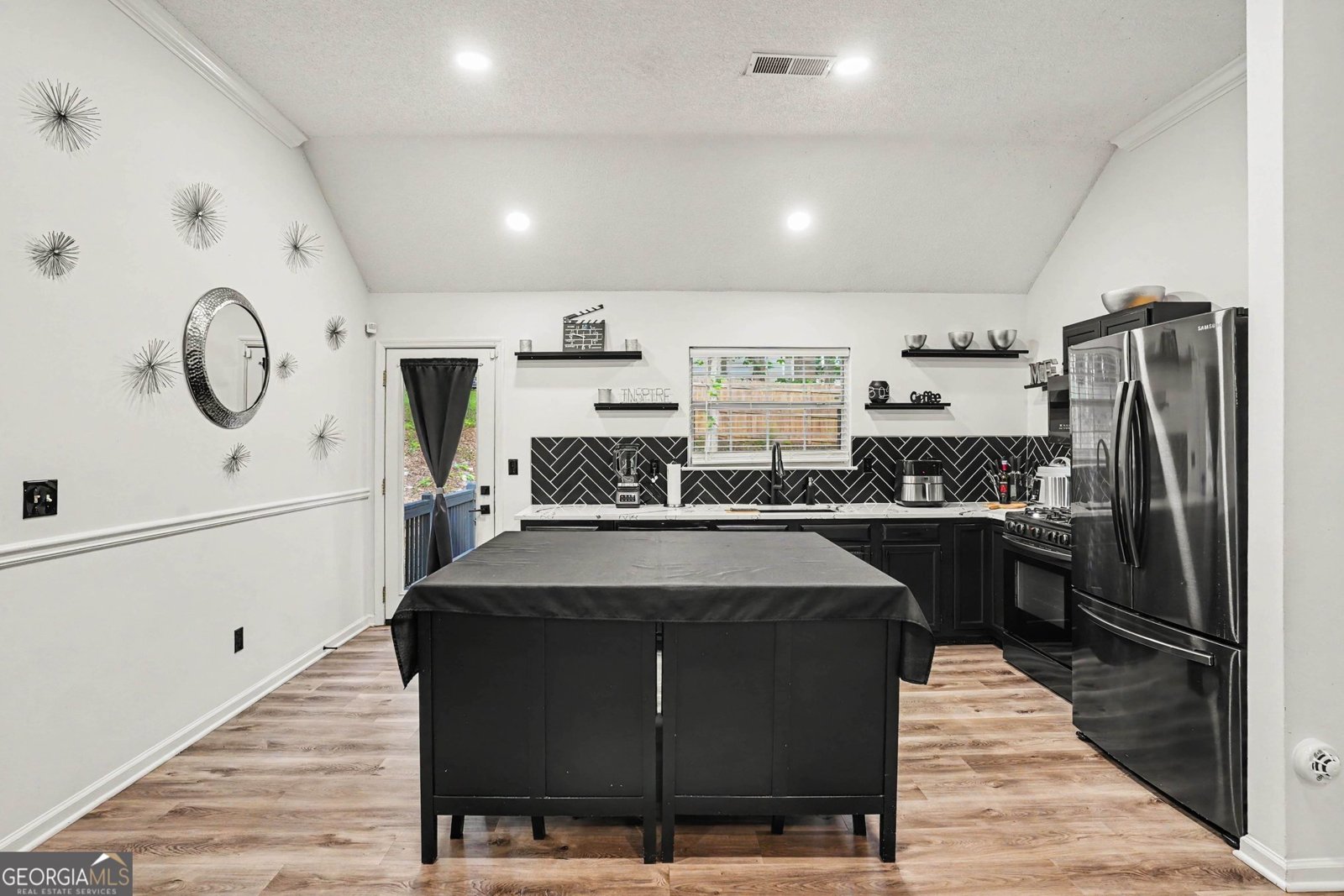 75 Contour Drive Stockbridge - Photo 14