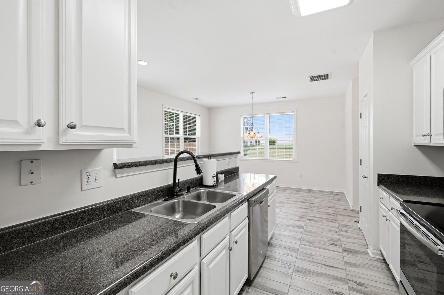 1816 Cedar Walk Lane Conley - Photo 10
