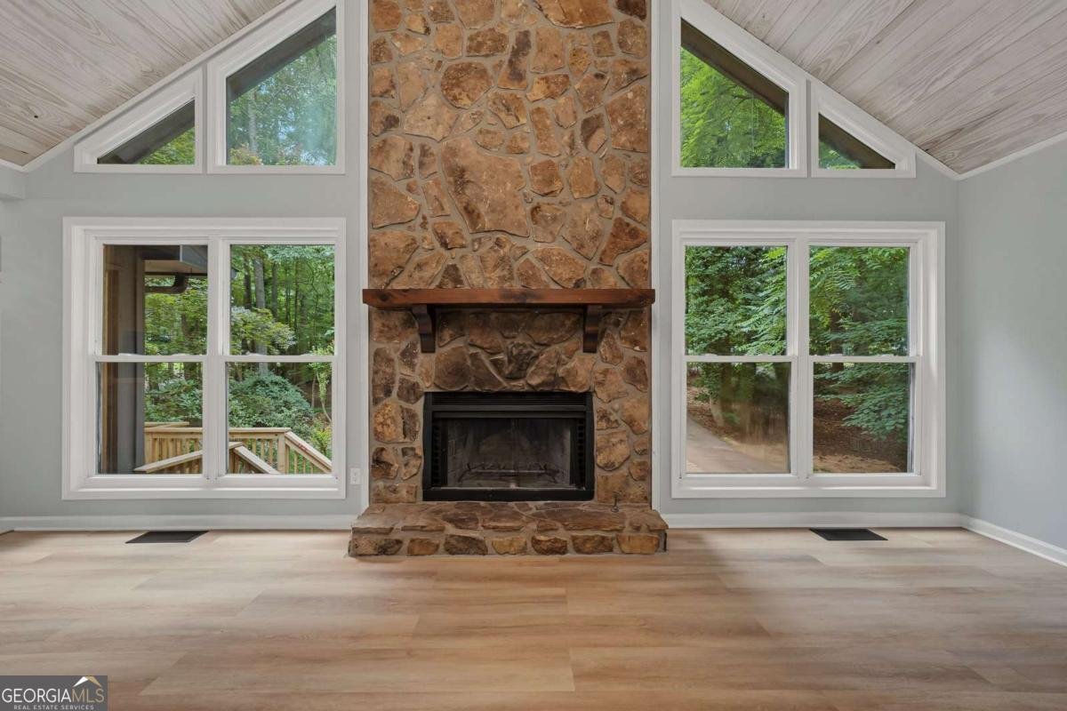 120 Emerald Cove Drive Woodstock - Photo 10