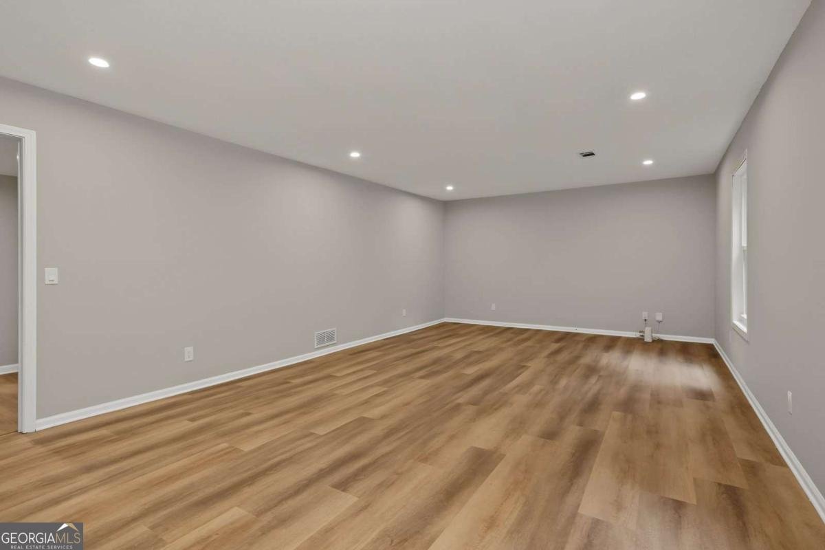 120 Emerald Cove Drive Woodstock - Photo 29