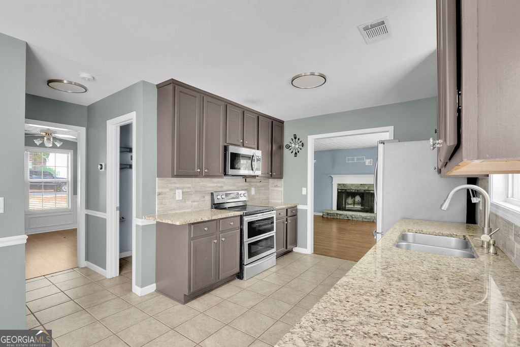 2792 Wynhaven Oaks Way Lawrenceville - Photo 18