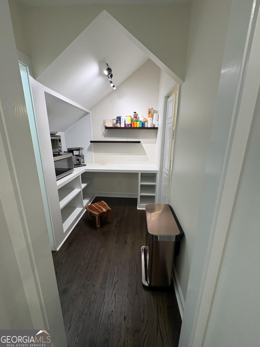 310 Woodlake Court Alpharetta - Photo 14