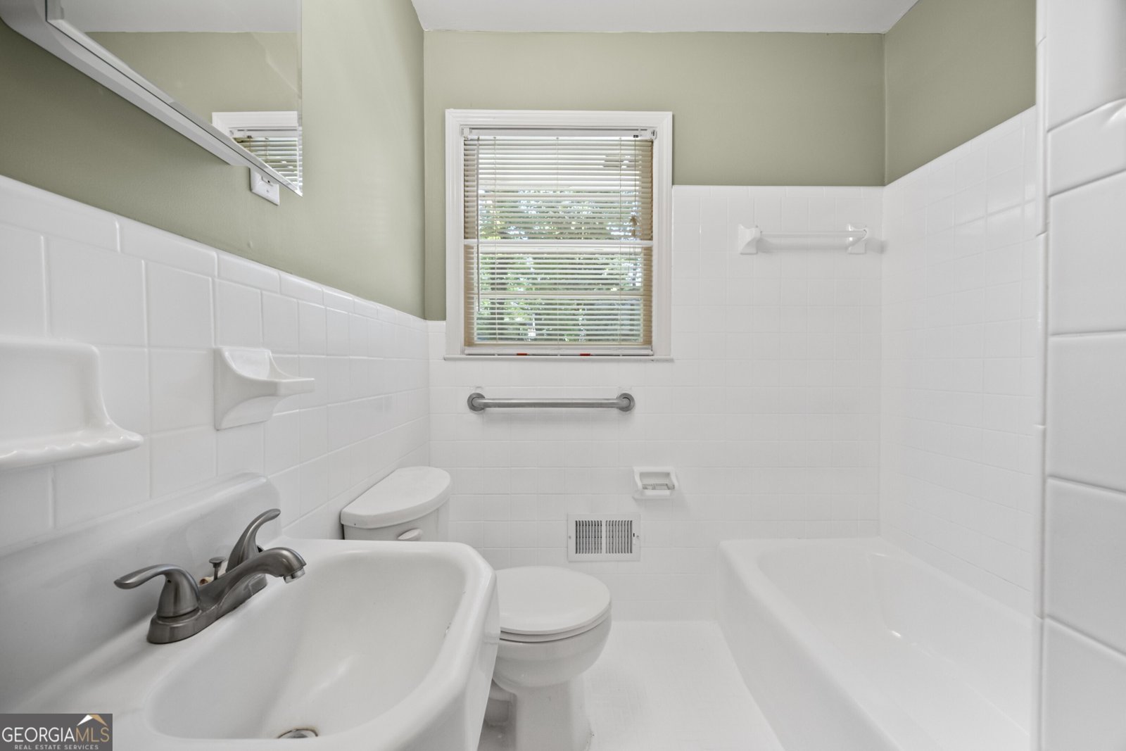 2379 Lakewood Drive Kennesaw - Photo 8