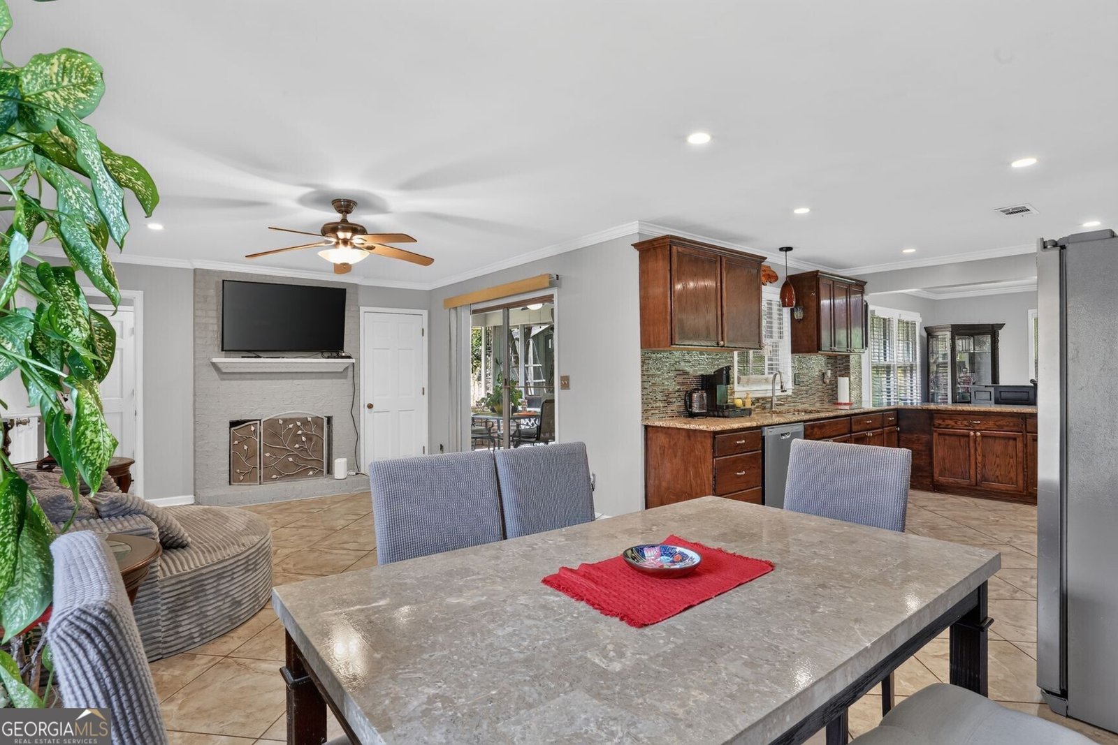 716 Bruce Way Lilburn - Photo 9