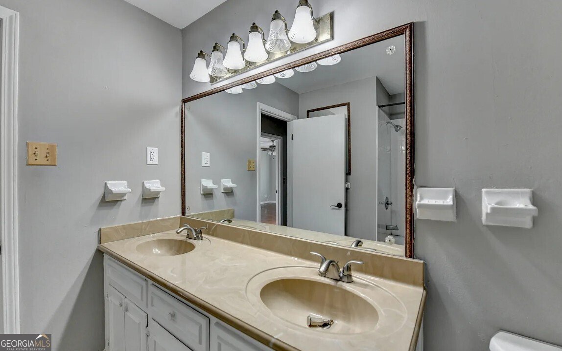 1249 Renee Dr Lilburn - Photo 28