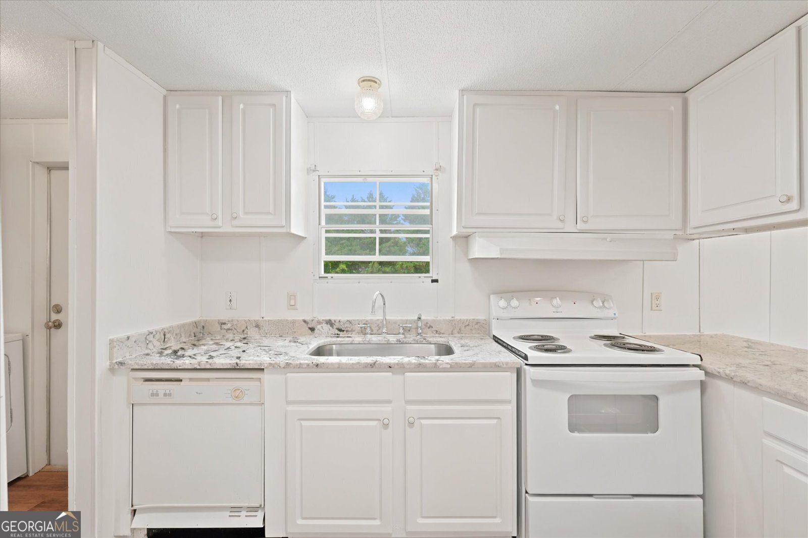 328 Pine Street Danielsville - Photo 13