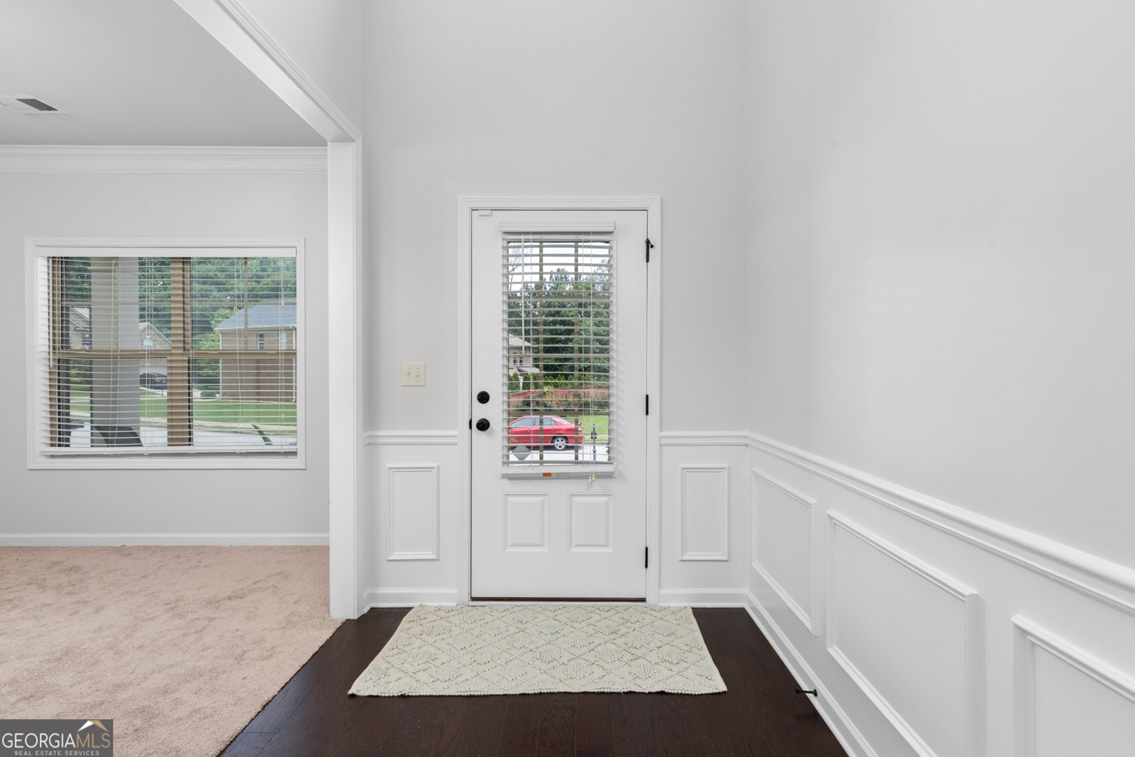 501 Garden View Court Lawrenceville - Photo 11
