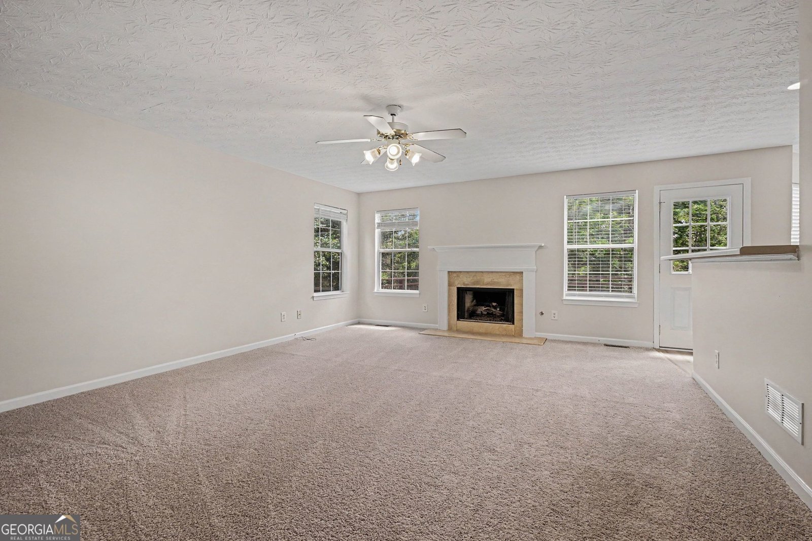 2905 Angel Oak Circle Dacula - Photo 6