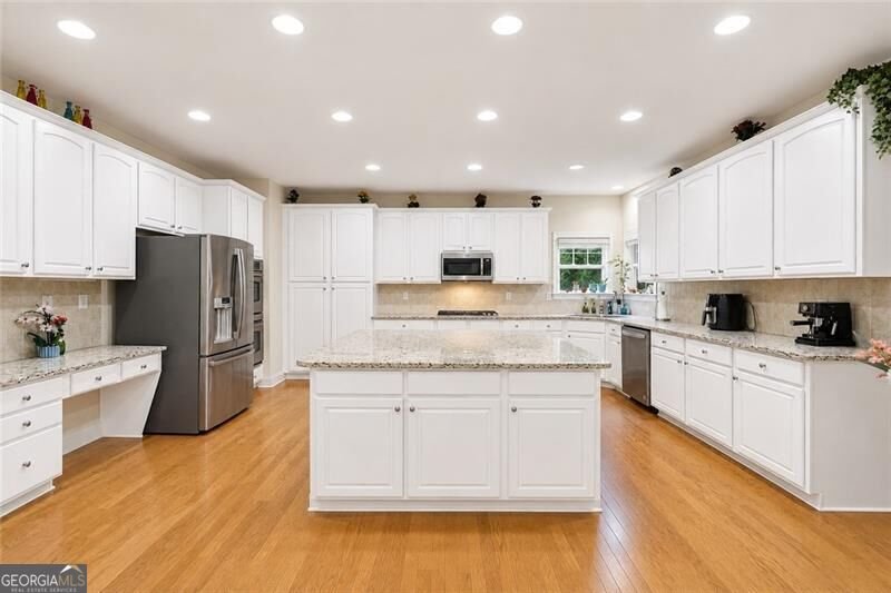 4470 Sandalwood Way Cumming - Photo 12