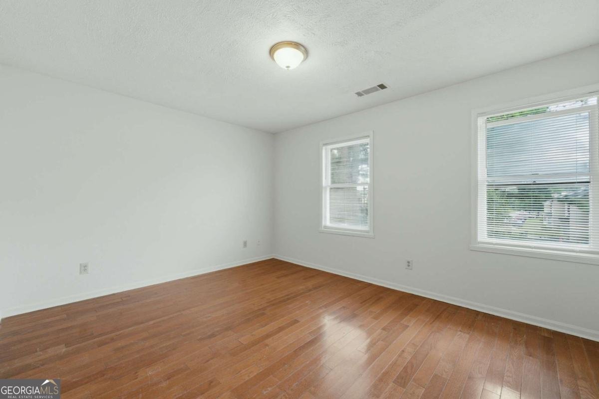667 Hunting Creek Lane Conyers - Photo 15