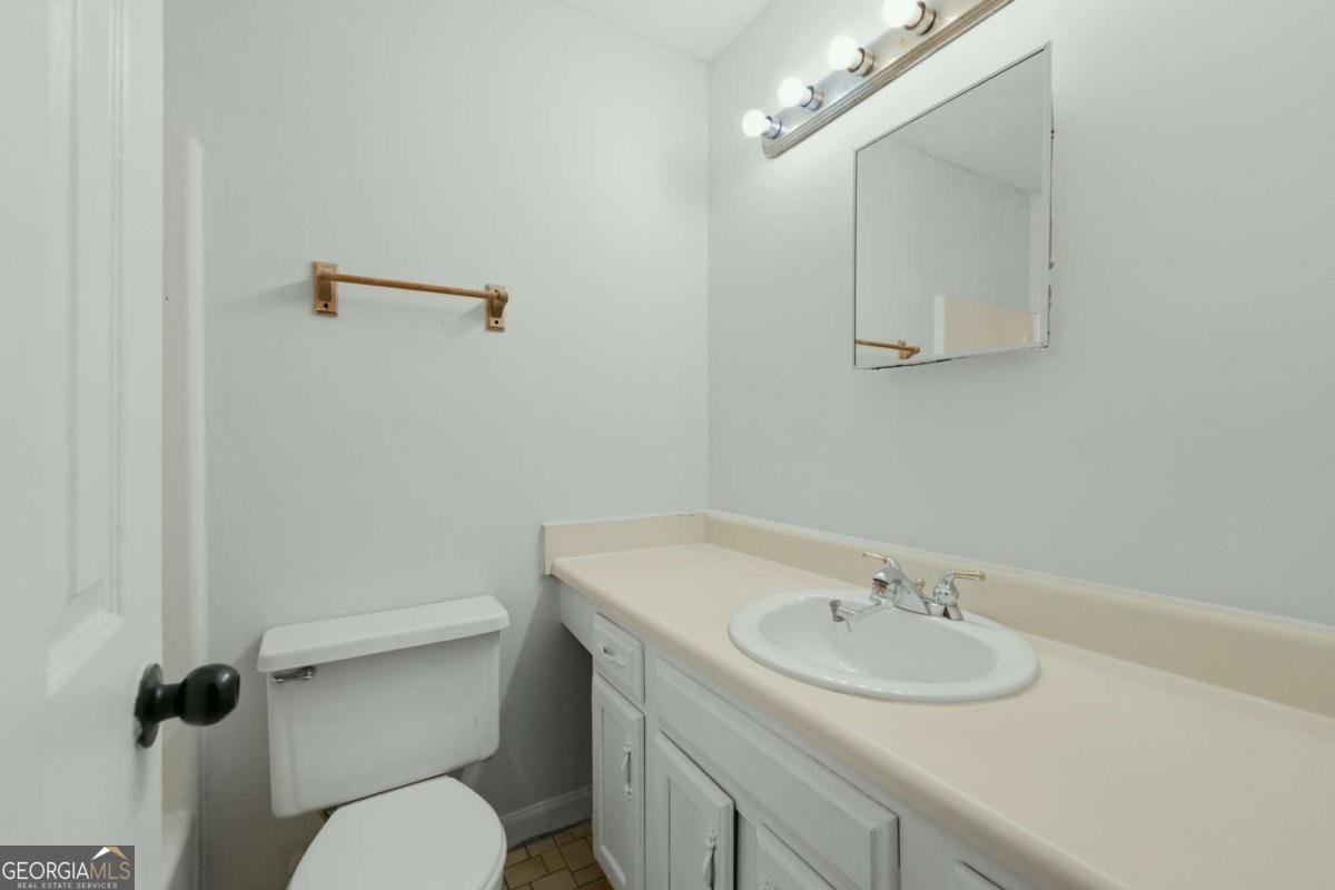 667 Hunting Creek Lane Conyers - Photo 17