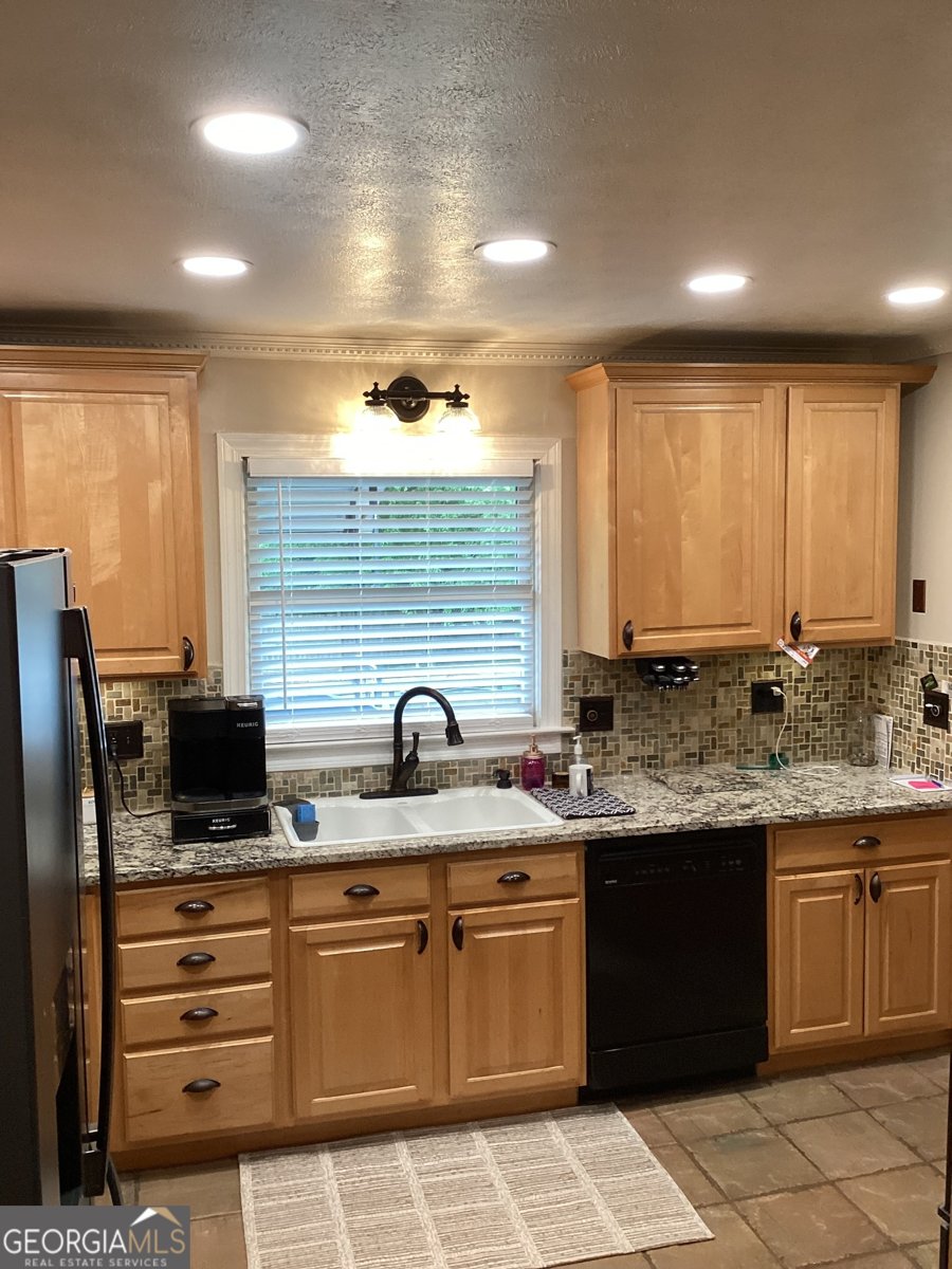 2779 Bob Cox Road Marietta - Photo 13