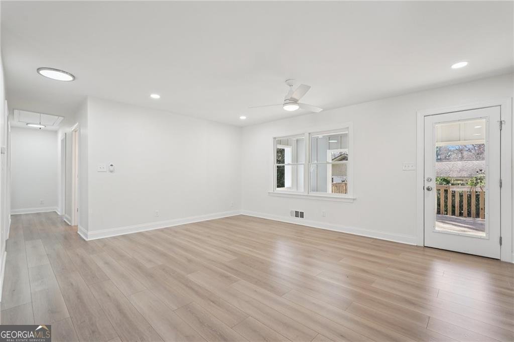 507 Castleaire Drive Stone Mountain - Photo 10