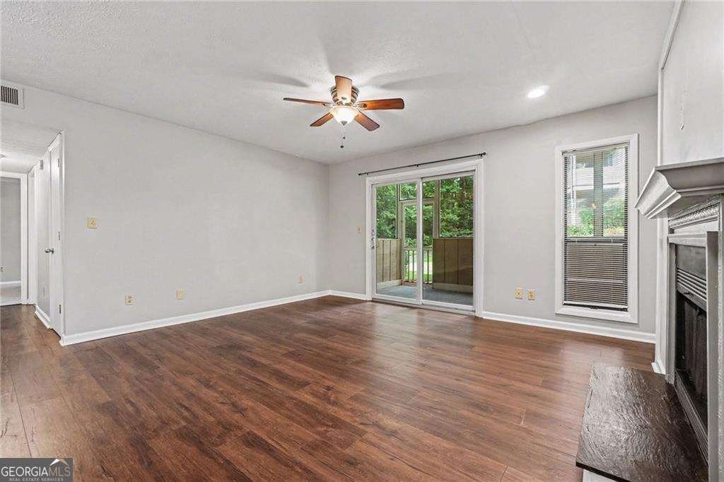 616 Wynnes Ridge Circle Marietta - Photo 7