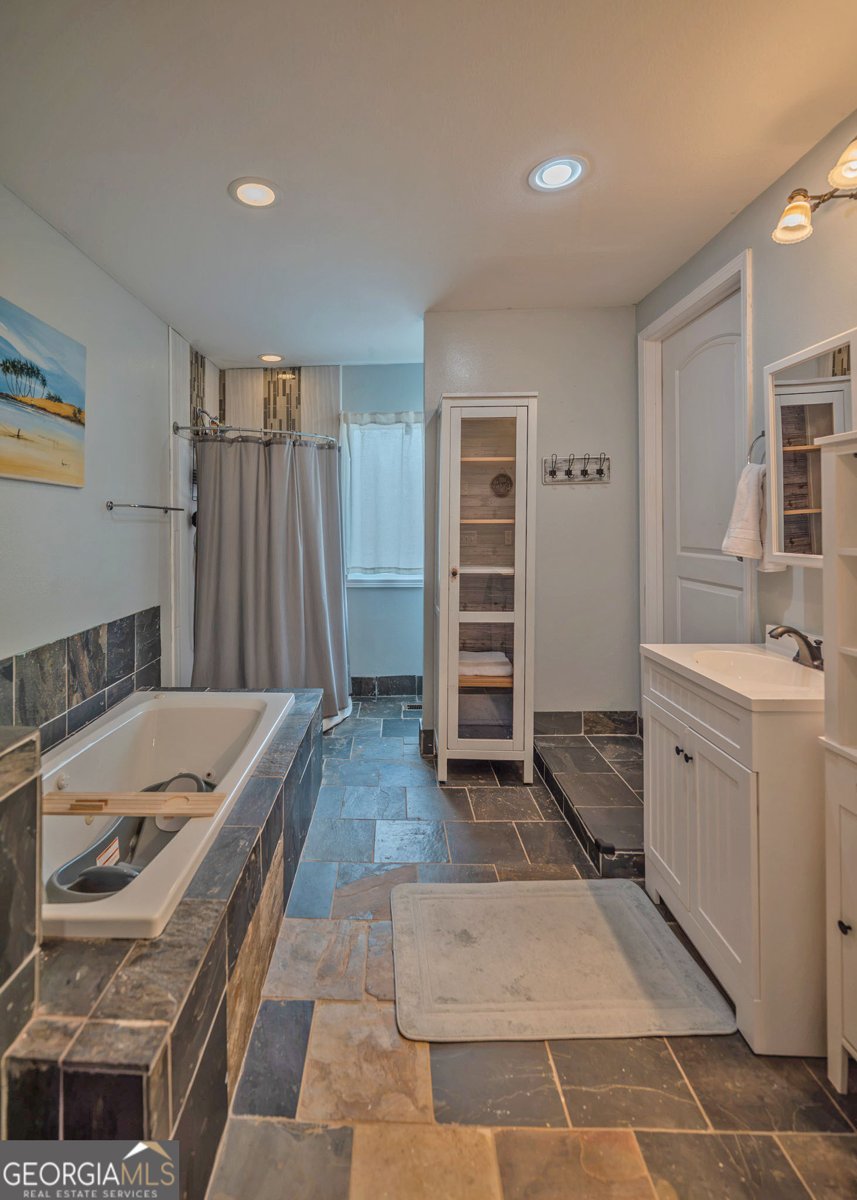 1155 Bowersville Street Royston - Photo 15