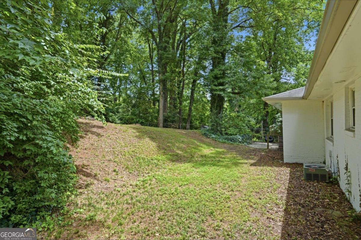 581 Meadowbrook Drive Marietta - Photo 13
