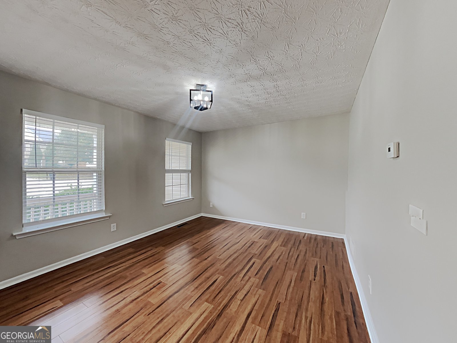 825 Roxfield Court Buford - Photo 12