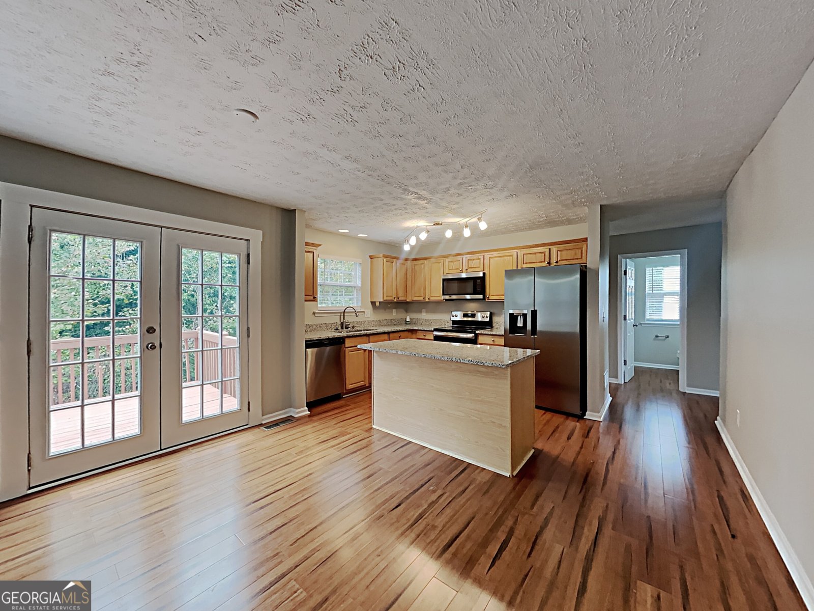 825 Roxfield Court Buford - Photo 32