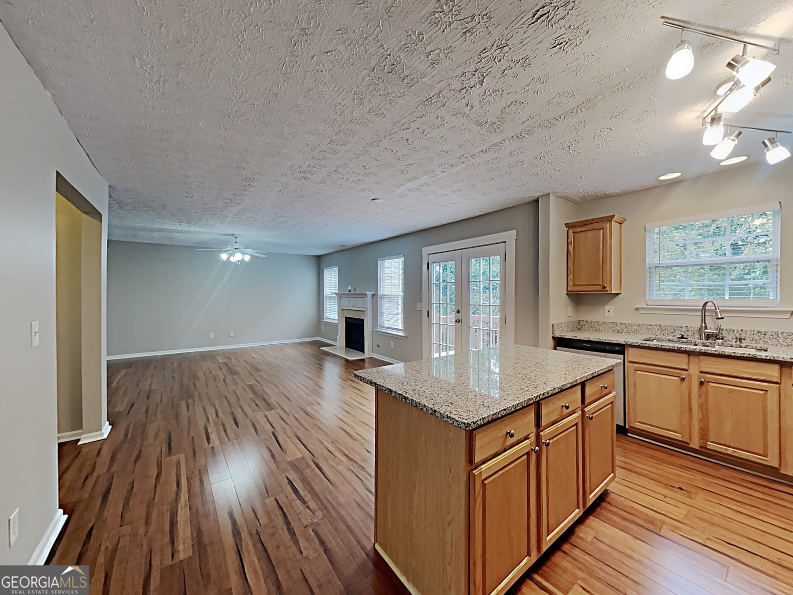 825 Roxfield Court Buford - Photo 37