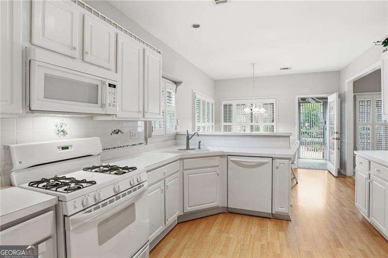 3923 Concord Walk Drive Smyrna - Photo 9