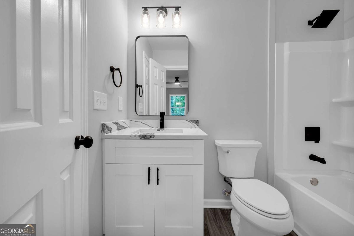 1044 Autumn Crest Court Stone Mountain - Photo 10