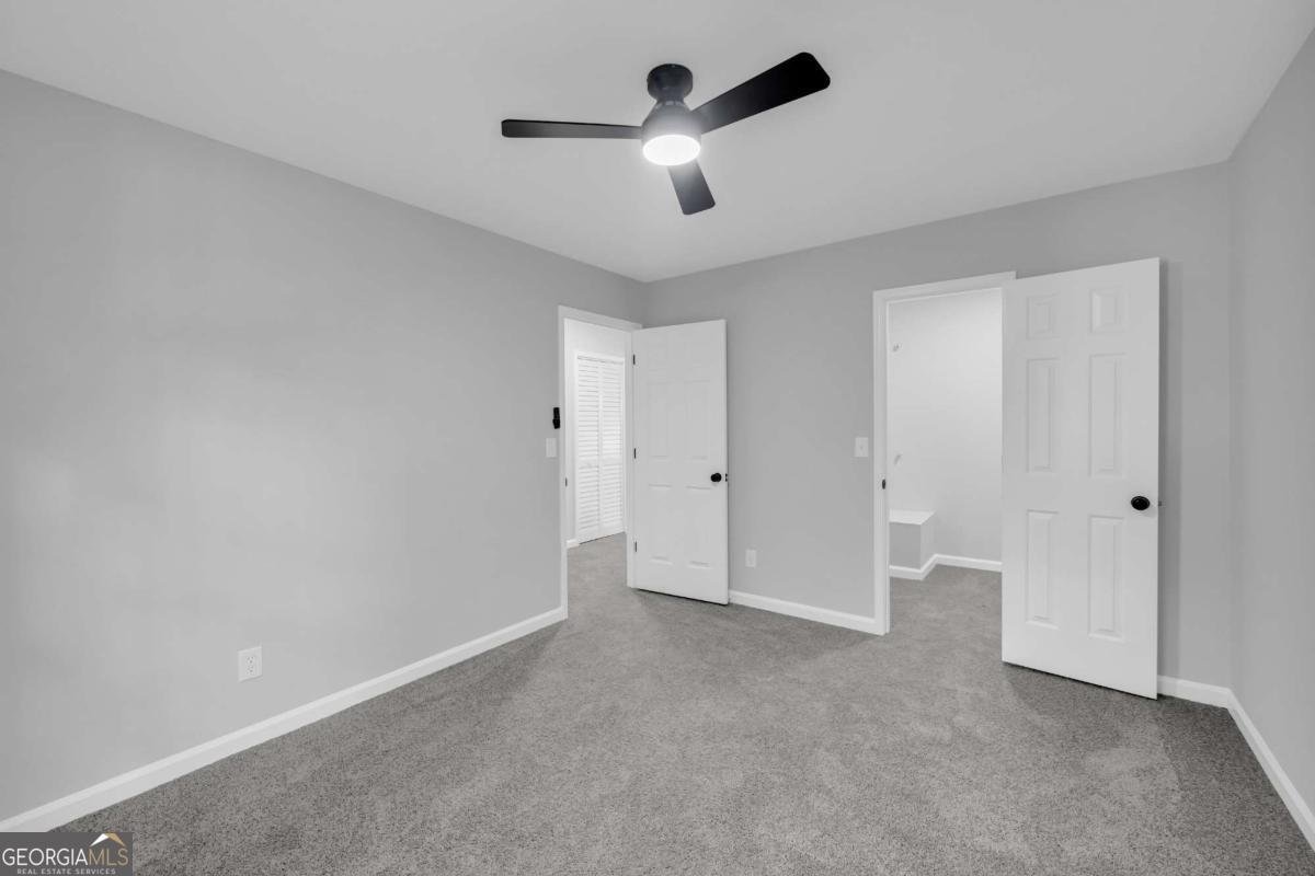 1044 Autumn Crest Court Stone Mountain - Photo 14