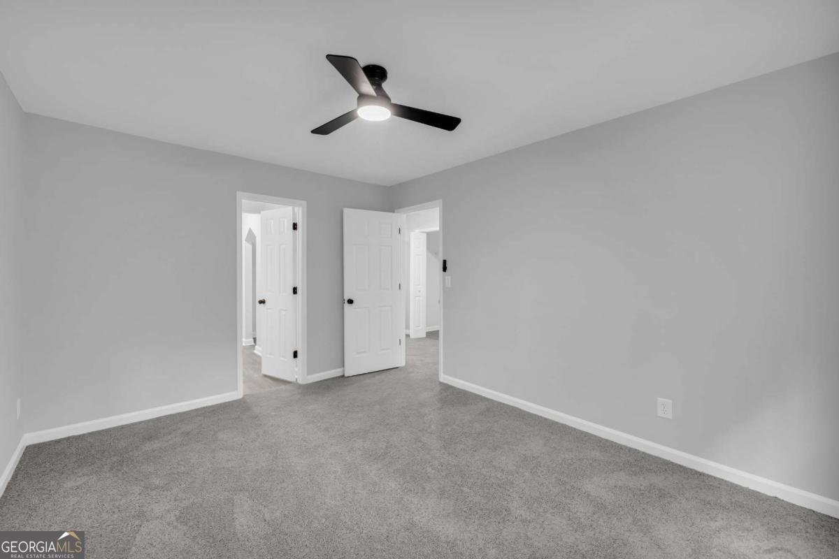 1044 Autumn Crest Court Stone Mountain - Photo 17