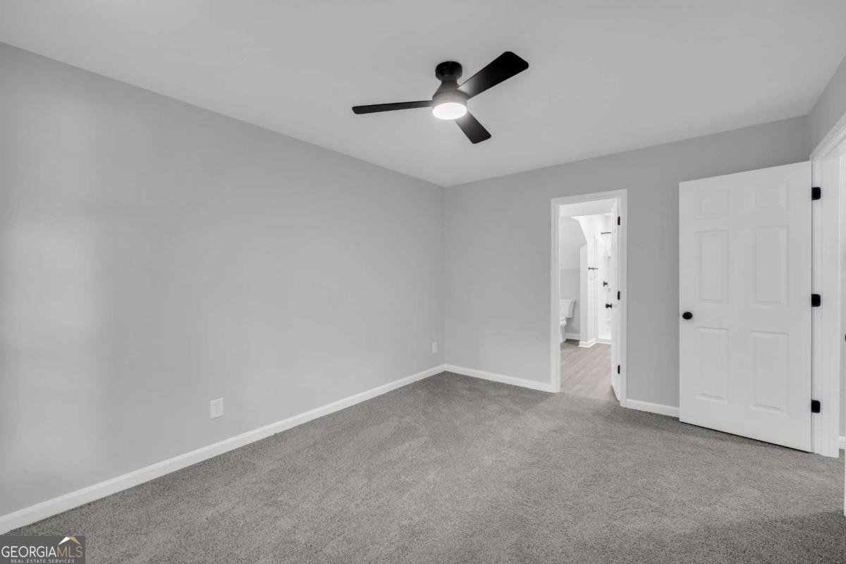 1044 Autumn Crest Court Stone Mountain - Photo 18