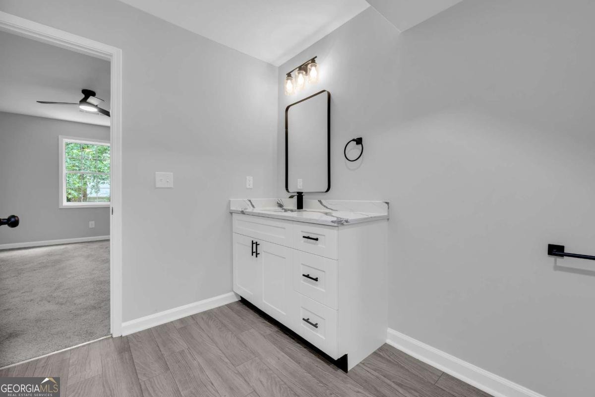1044 Autumn Crest Court Stone Mountain - Photo 20