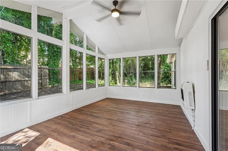 1050 Park West Court Stone Mountain - Photo 16
