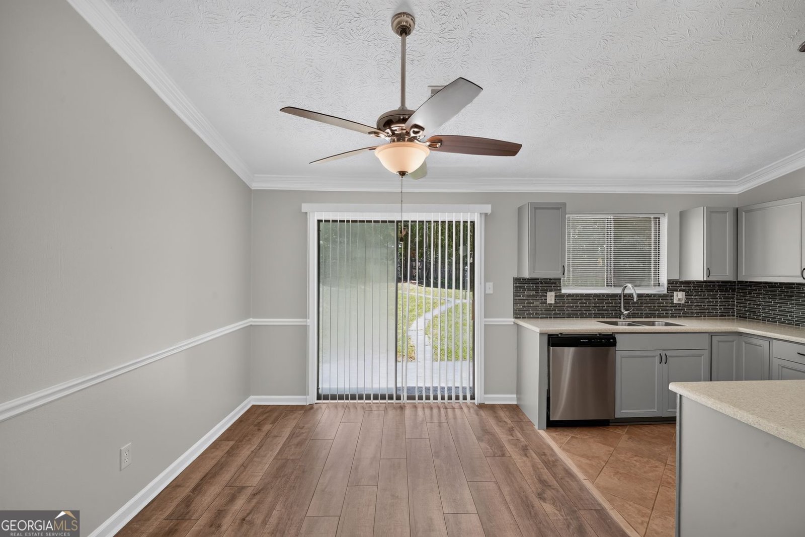4013 Mckinley Drive Snellville - Photo 6