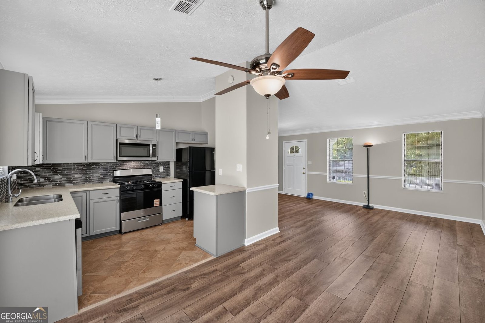 4013 Mckinley Drive Snellville - Photo 8