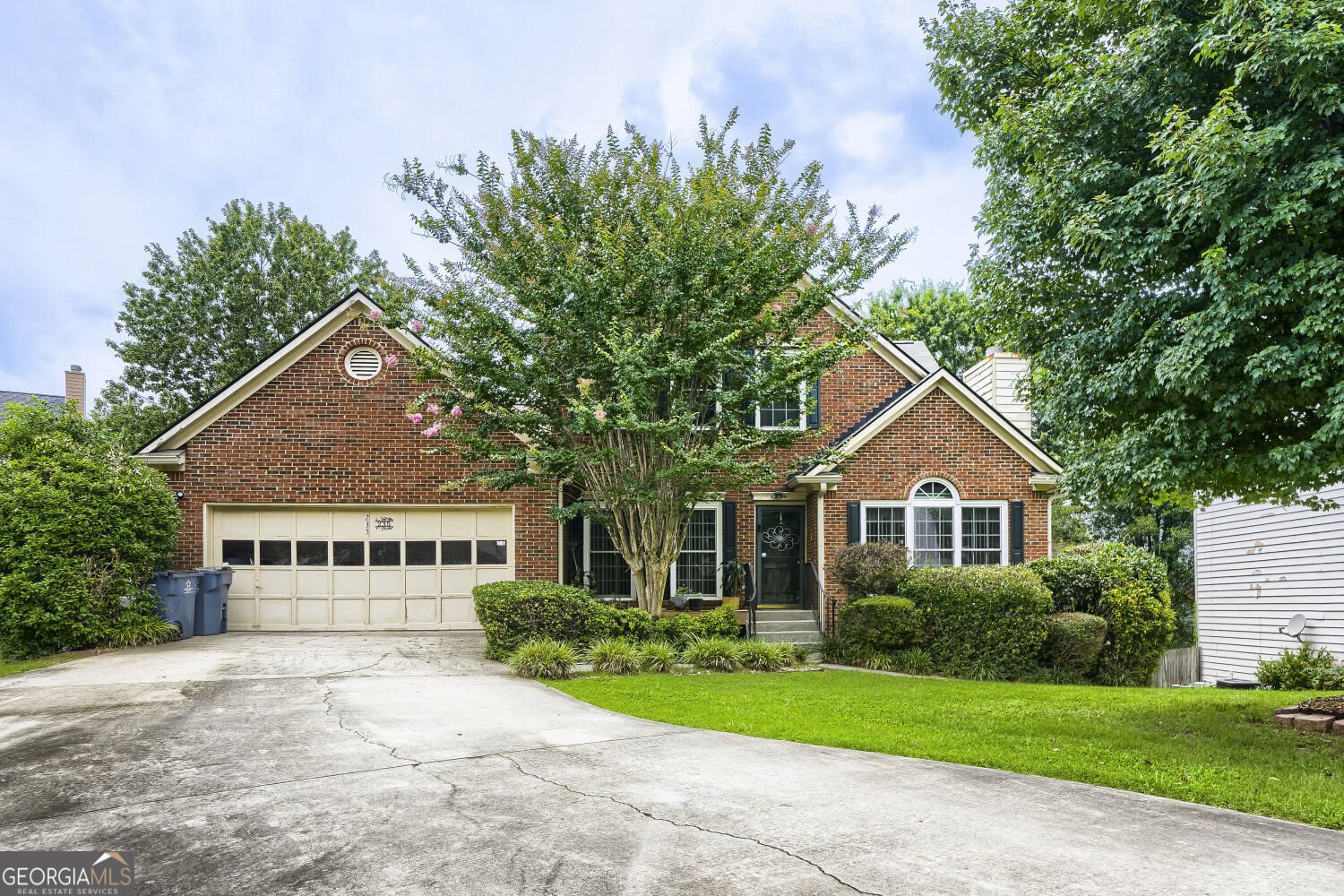 235 Saddle Bridge Drive Johns Creek - main photo