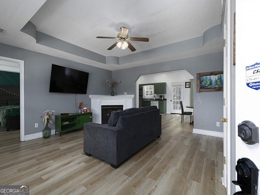 Photo 4