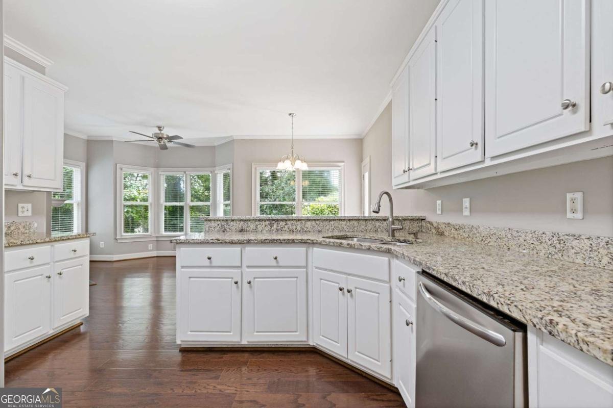 815 Cedar Creek Drive Suwanee - Photo 10