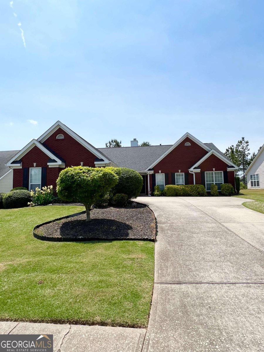 3554 Dunbar Lane Suwanee - main photo