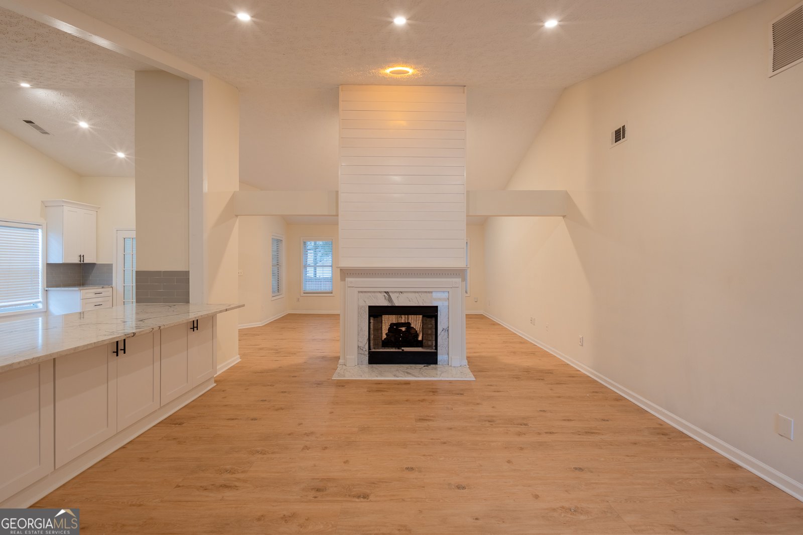 3554 Dunbar Lane Suwanee - Photo 12