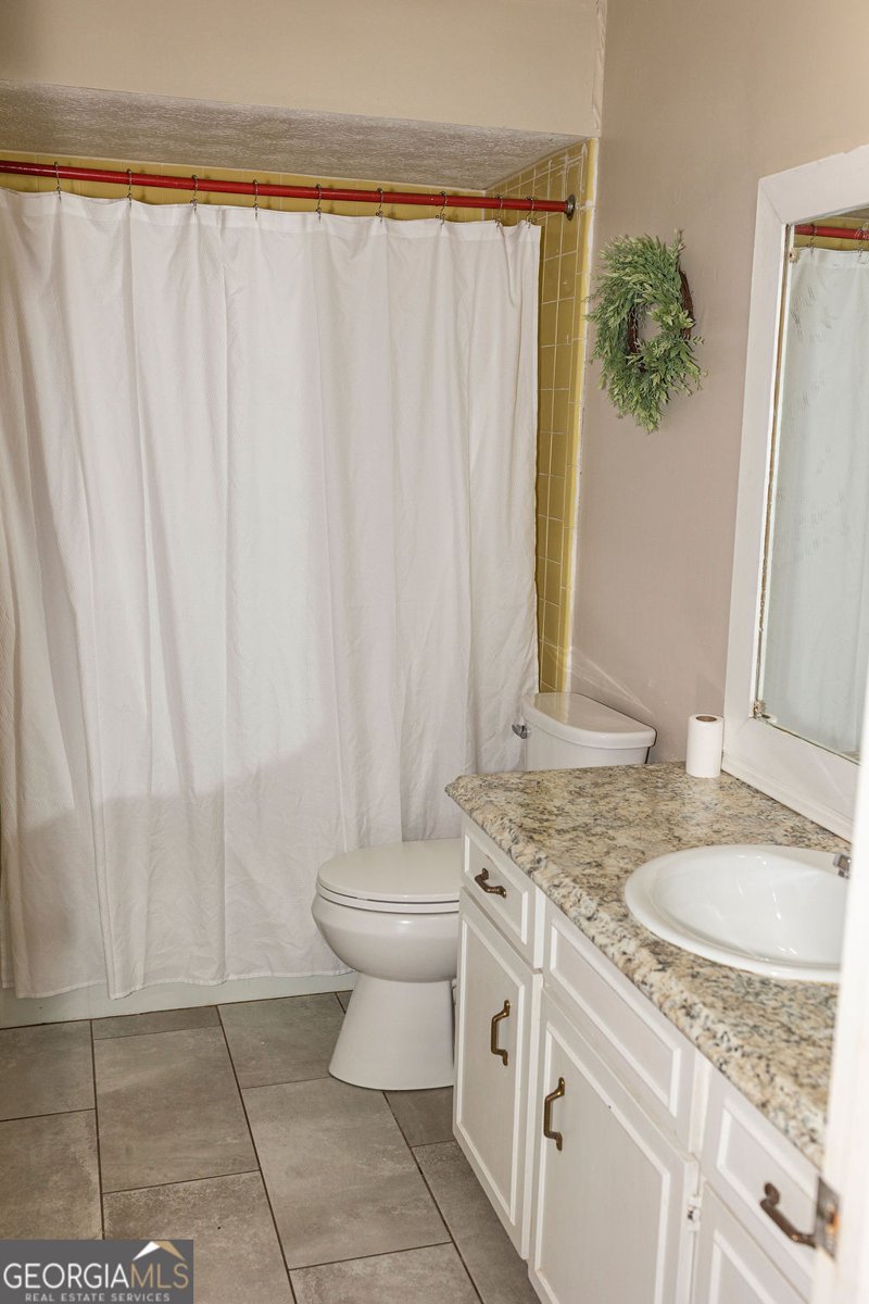 500 Camelot Drive Lagrange - Photo 22