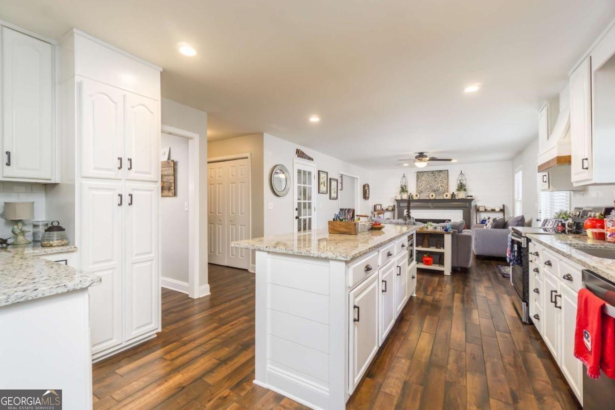 4646 Sherman Allen Way Gainesville - Photo 12