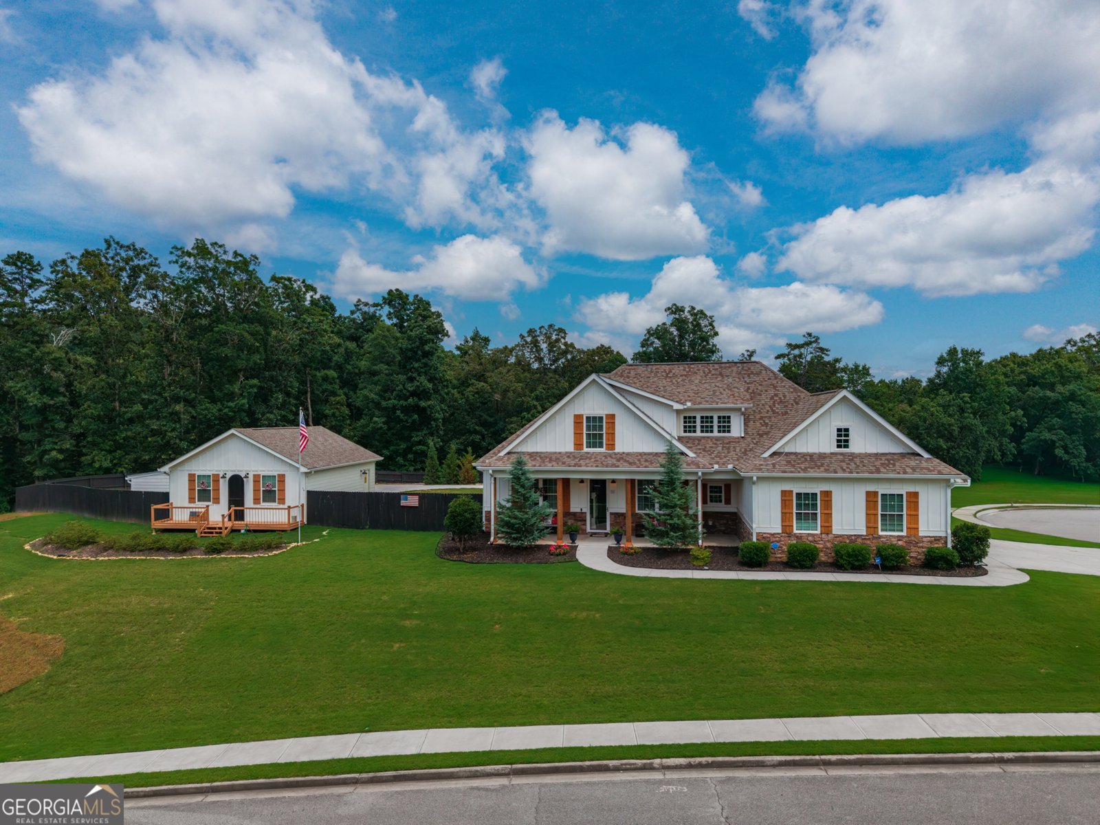 11 Montview Circle Cartersville - main photo