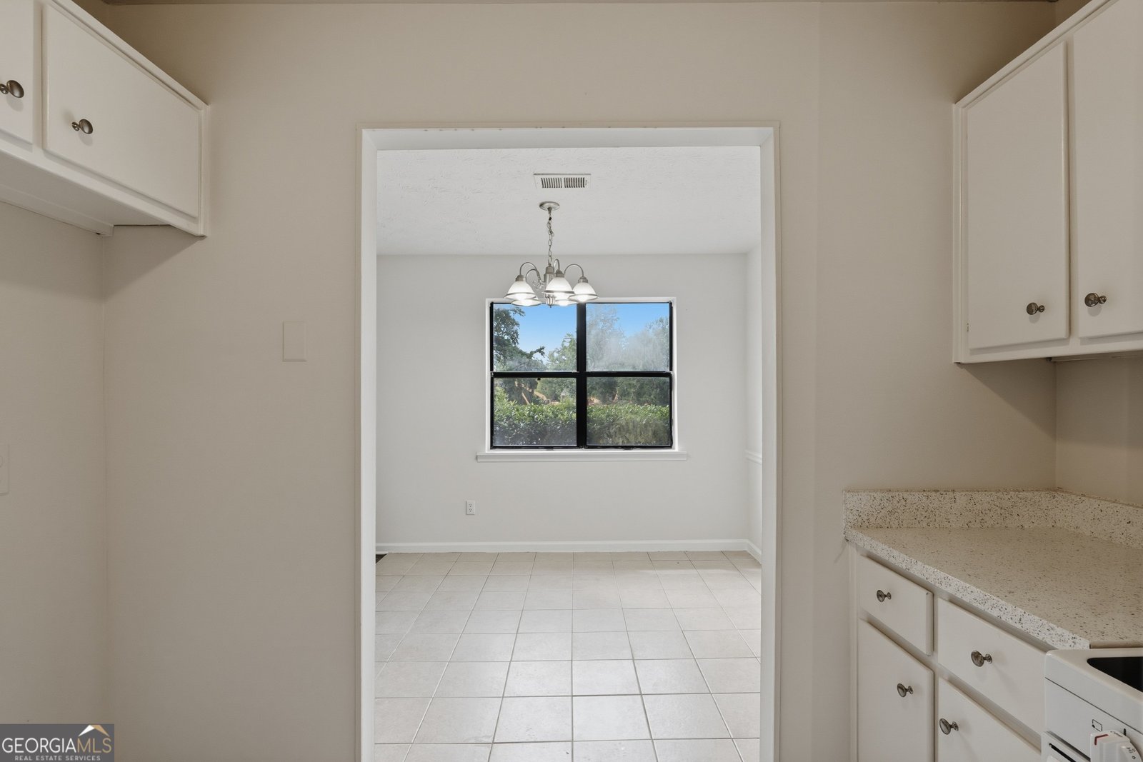 79 Sandalwood Circle Lawrenceville - Photo 10