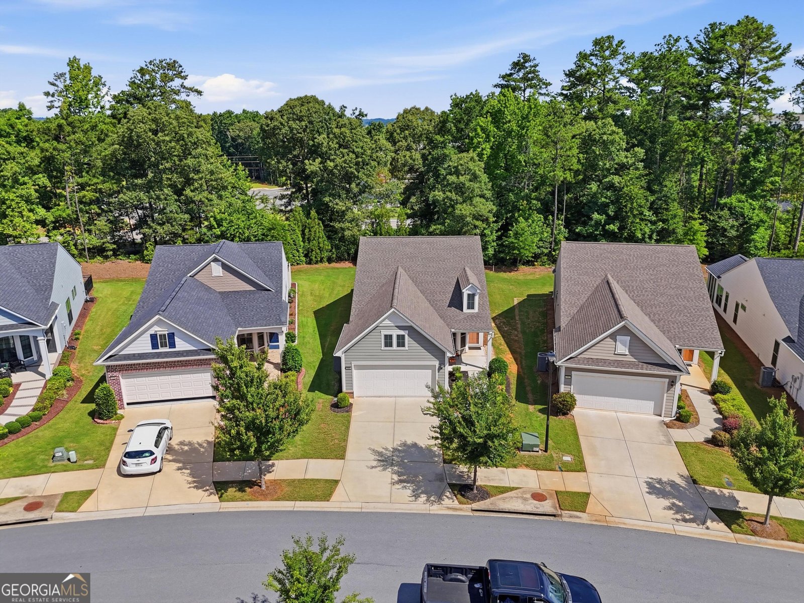 5946 Rollingwood Way Hoschton - main photo
