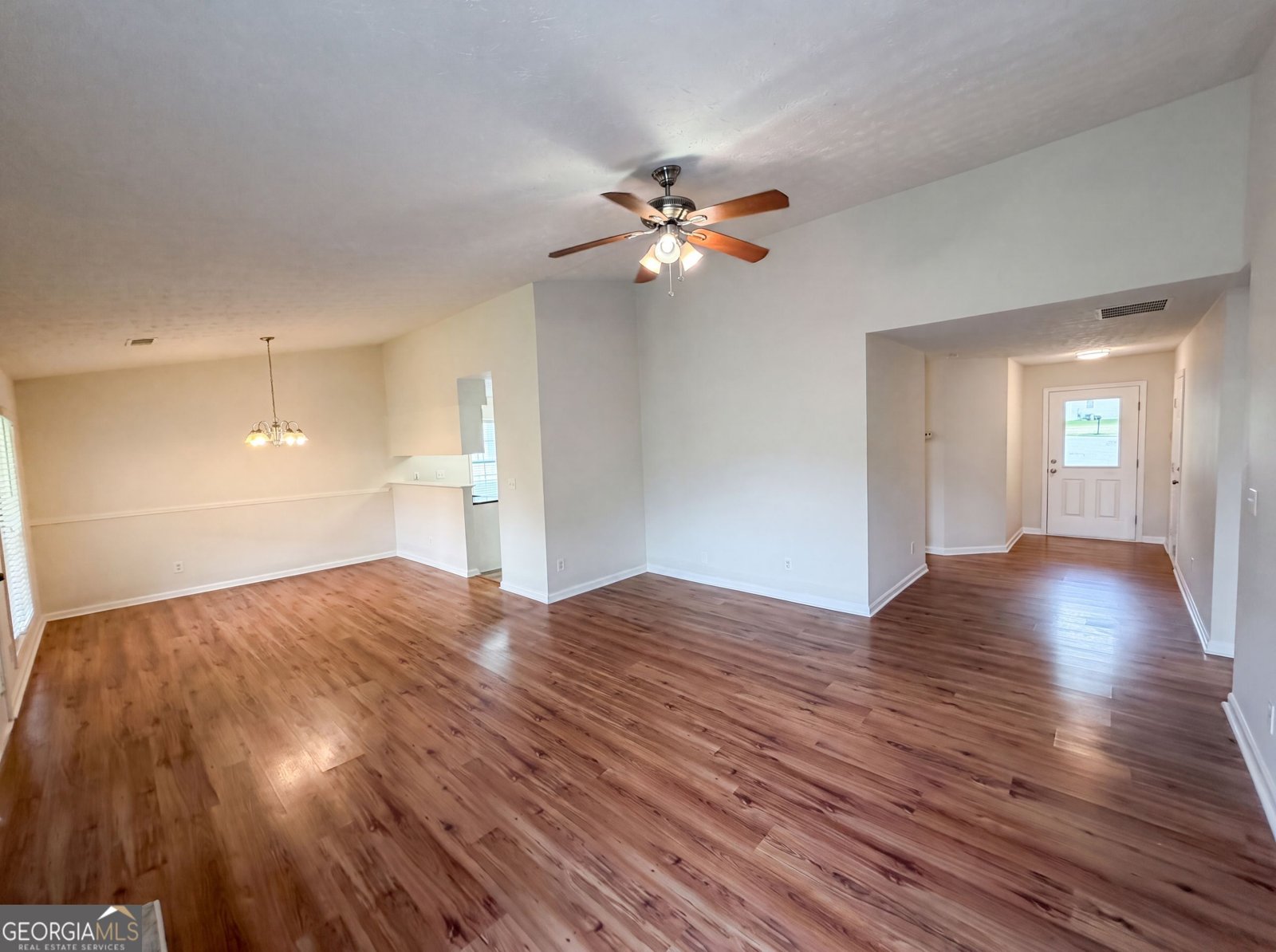 5137 Overlook View Court Duluth - Photo 10