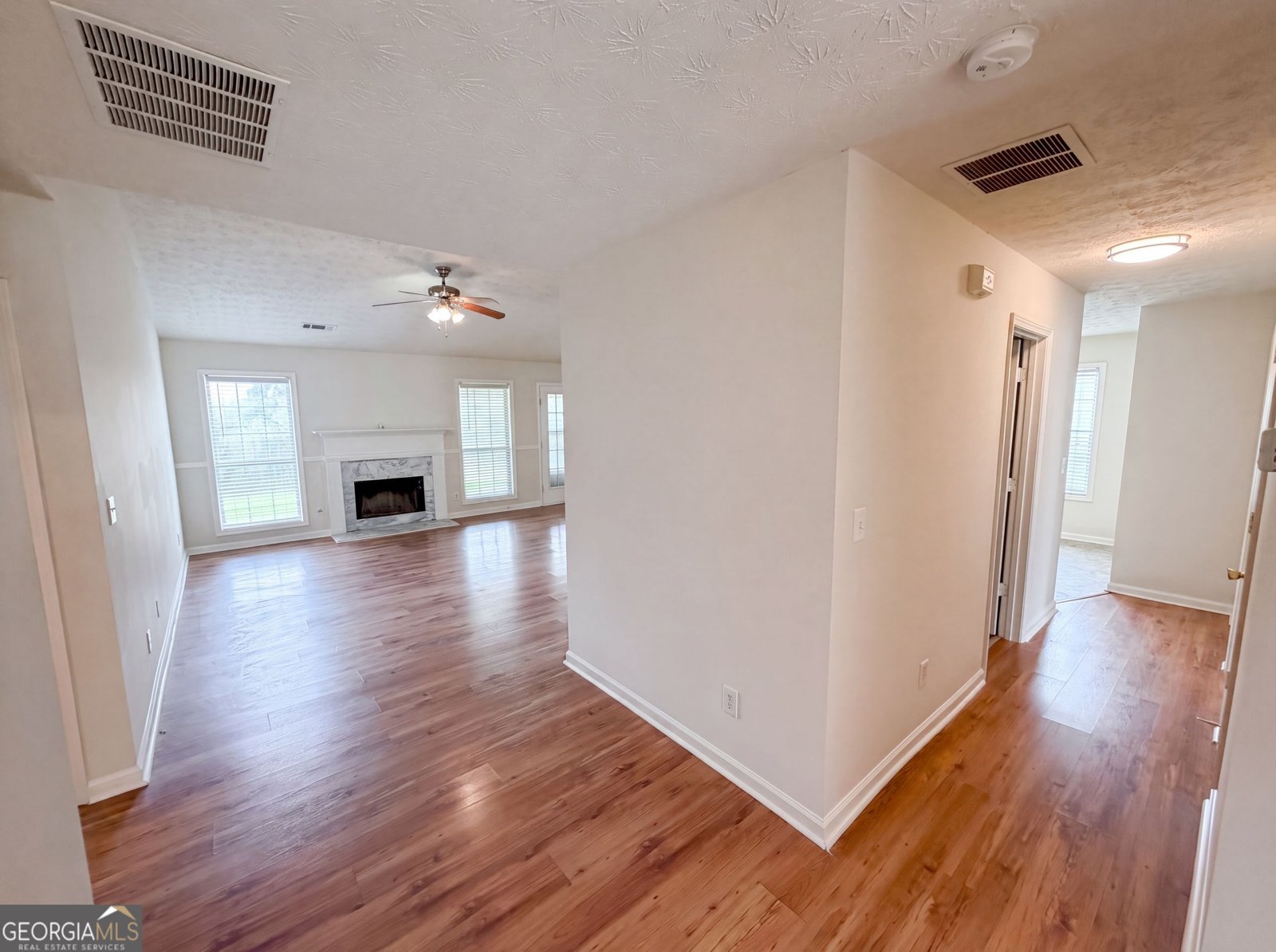 5137 Overlook View Court Duluth - Photo 11